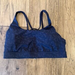 CRZ YOGA Camouflage Naked Feeling Strappy Sports Bra - Size M